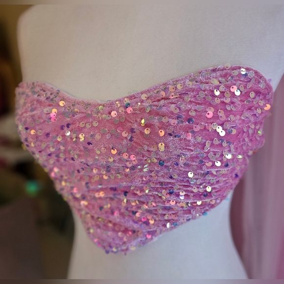 PINKY HEART CROP - Picture 7 of 16